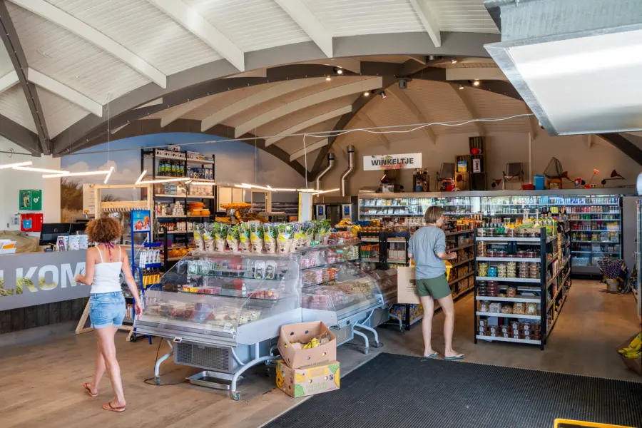 Overzicht supermarkt Ameland
